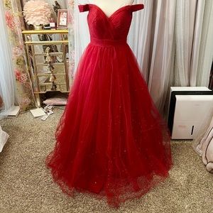 Prom dress gorgeous like new size 4